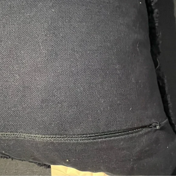 NWT Decorative Accent Pillow - Picture 3 of 7